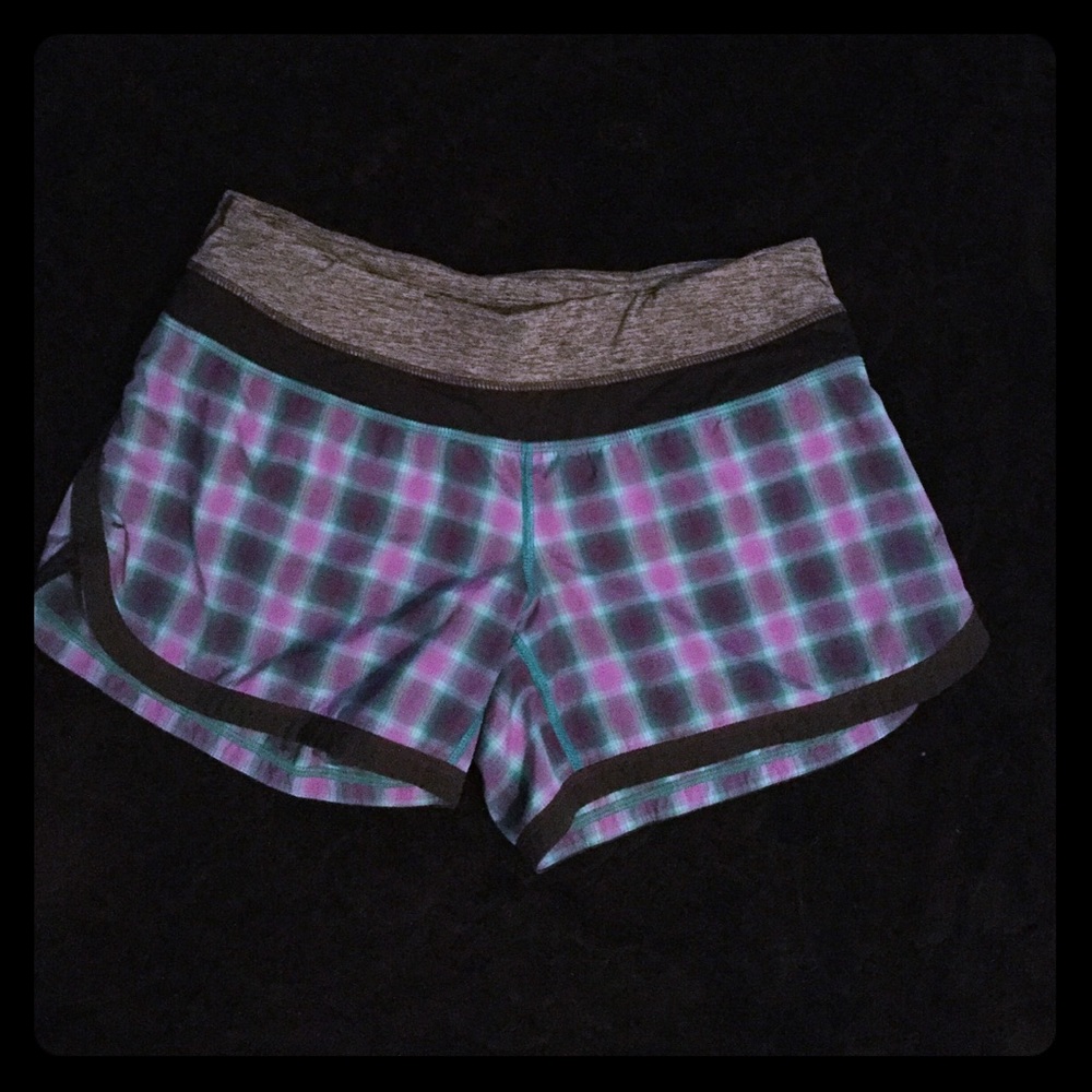 Lululemon plaid shorts